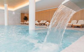 Praia Do Sal Resort And Spa